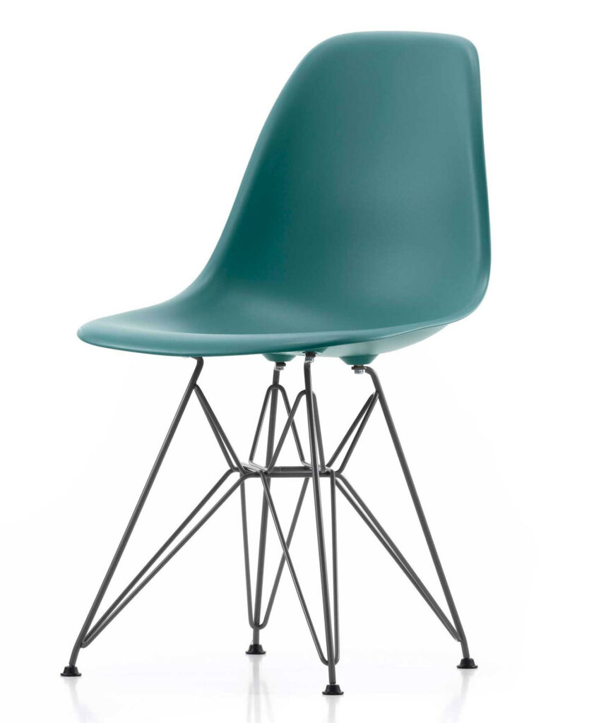 DSR Eames Plastic Chair VITRA Charles & Ray Eames, 1950